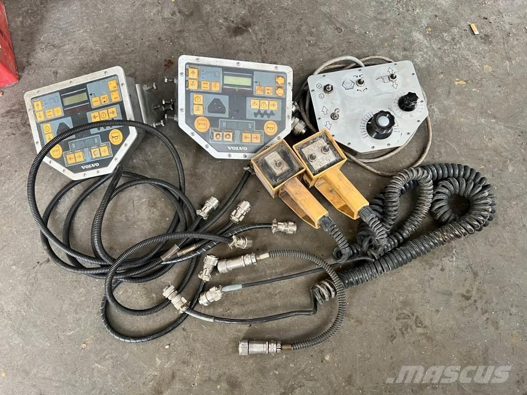 Volvo ABG P 7820 C Asfalta klājēji