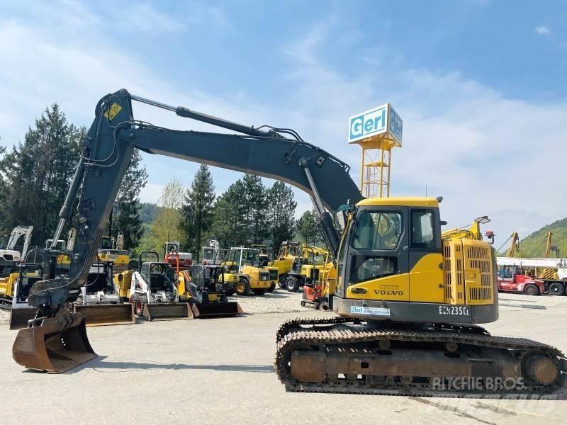 Volvo ECR235CL Kāpurķēžu ekskavatori