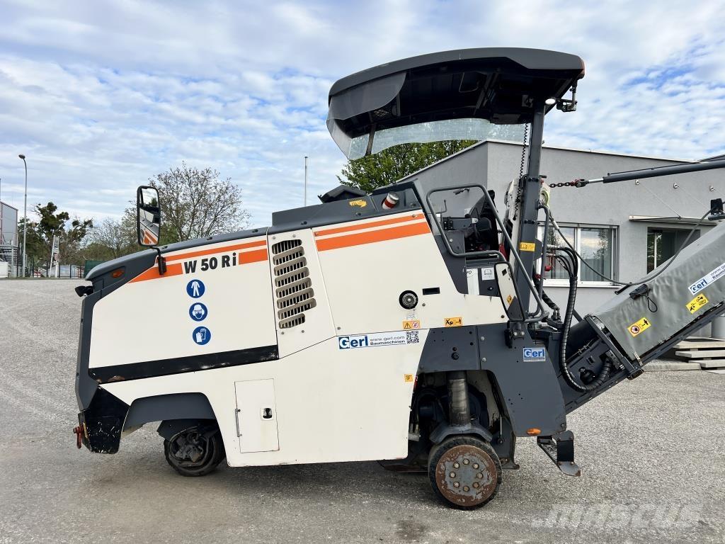 Wirtgen W 50 RI Asfalta dzesēšanas iekārtas