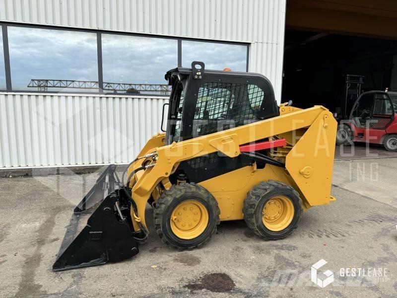 CAT 236D Mini iekrāvēji