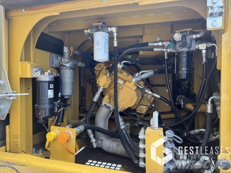 CAT 330FLN Kāpurķēžu ekskavatori