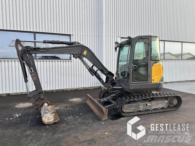 Volvo ECR50D Mini ekskavatori < 7 t