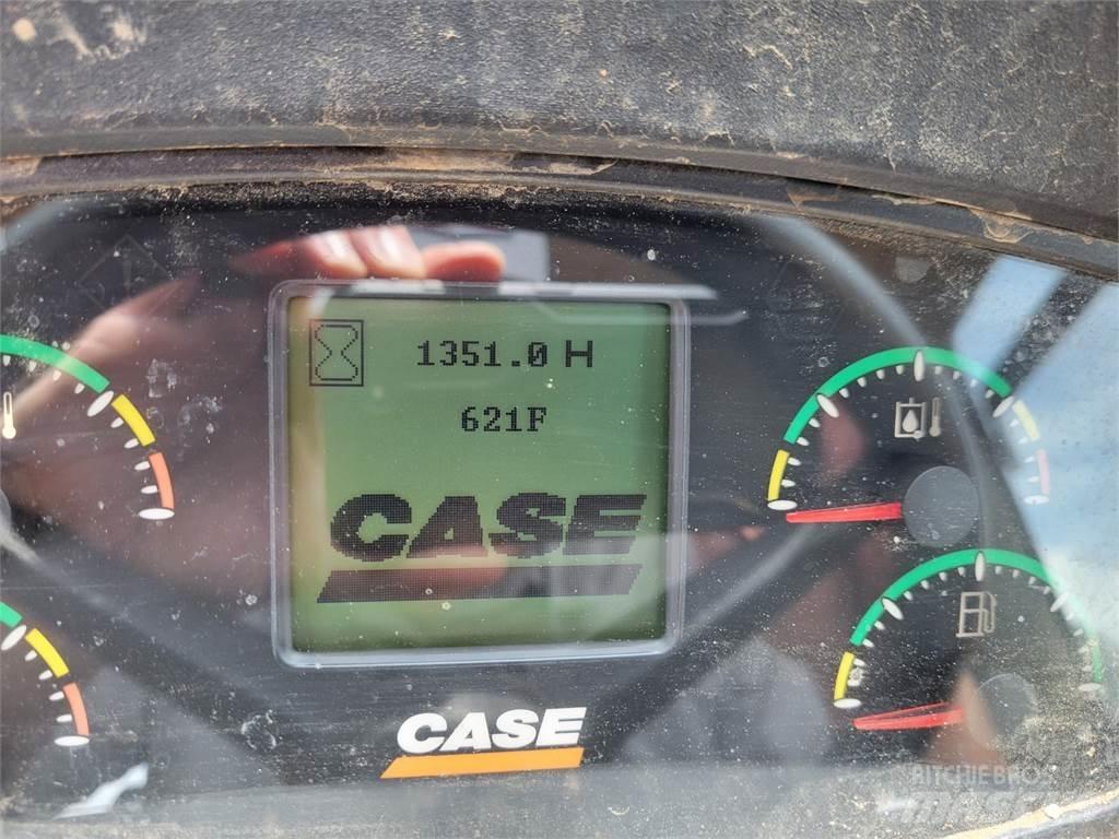 CASE 621F Iekrāvēji uz riteņiem