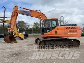 Doosan DX225LC Kāpurķēžu ekskavatori