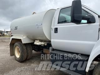 Ford F750 Ūdens mašīnas