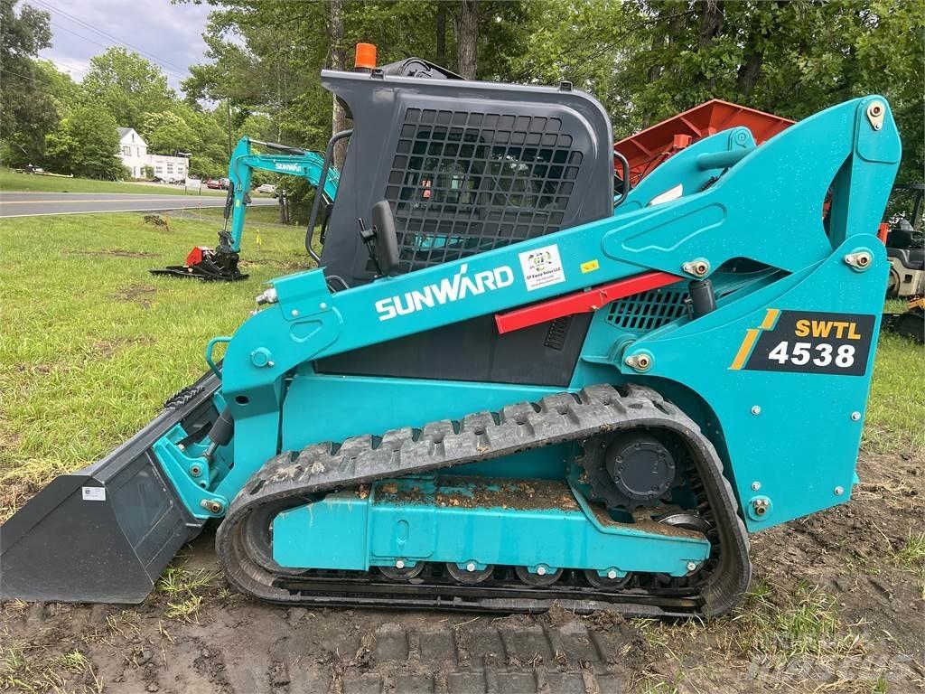 Sunward SWE4538 Lietoti riteņu kompaktiekrāvēji