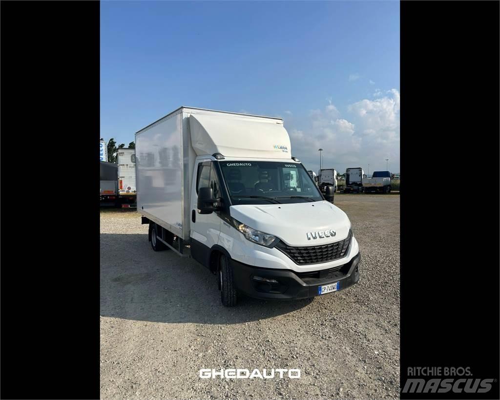 Iveco 35C16 Furgons