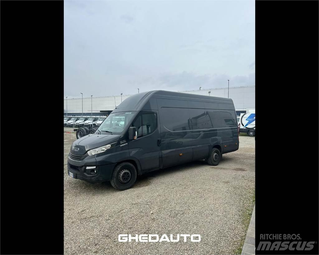Iveco 35S16 Furgons