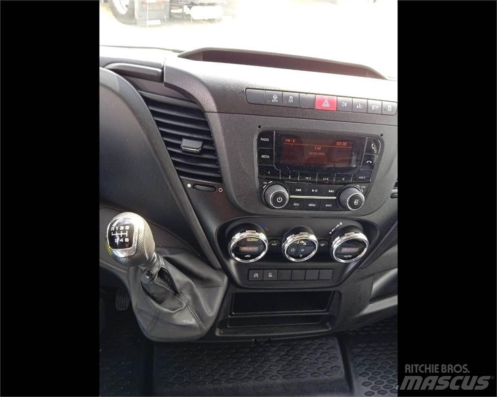 Iveco 35S16S V Furgons