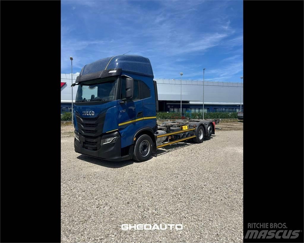 Iveco AS260S48S Furgons