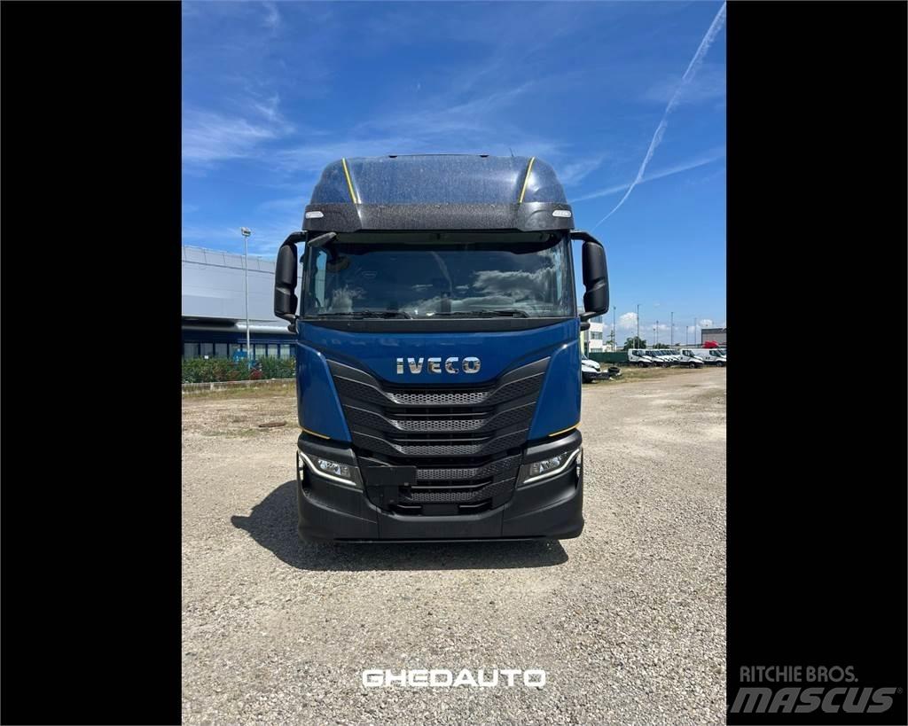 Iveco AS260S48S Furgons
