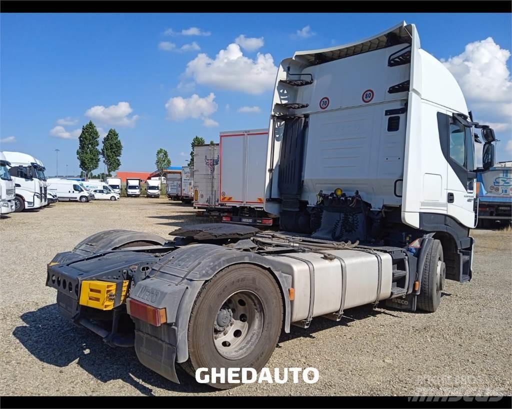 Iveco AS440S48 Furgons