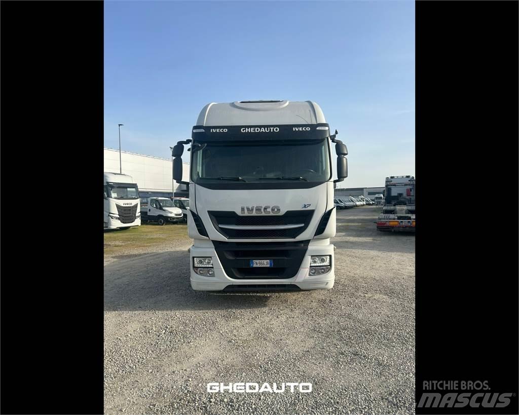 Iveco AS440S48 Furgons