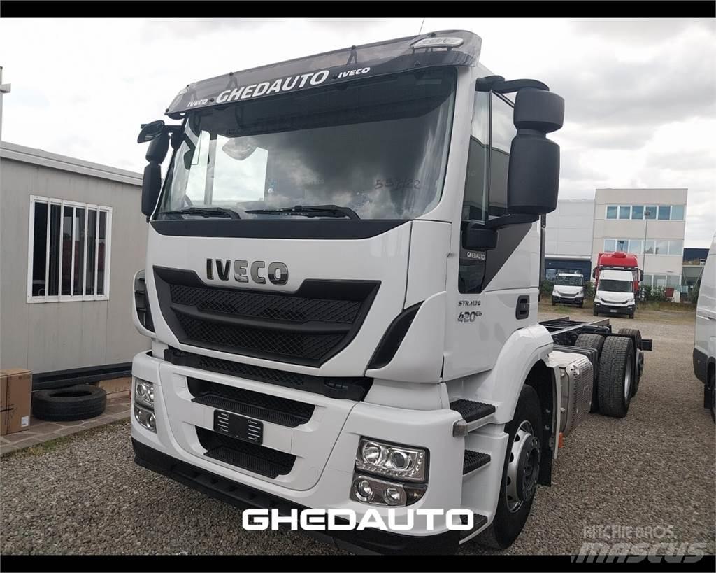 Iveco AT260S40Y/PS Furgons