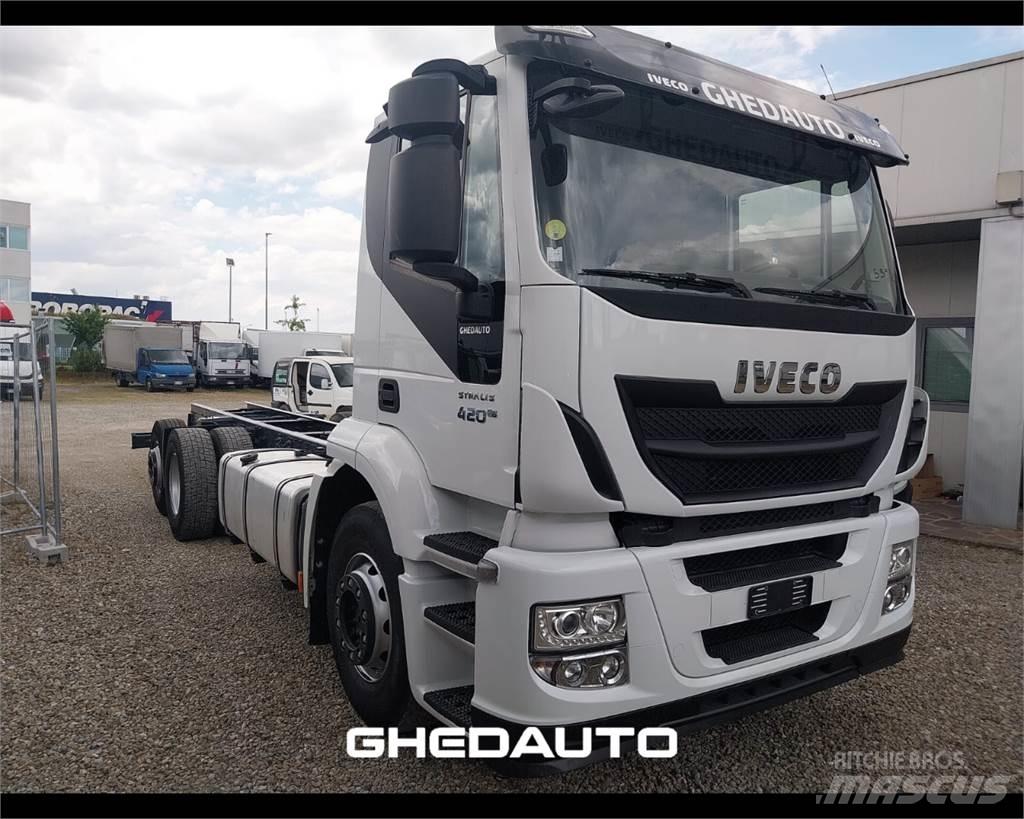 Iveco AT260S40Y/PS Furgons
