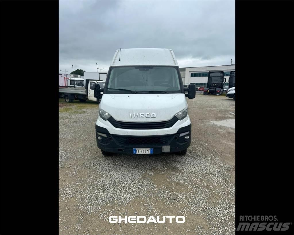 Iveco DAILY 35 Furgons