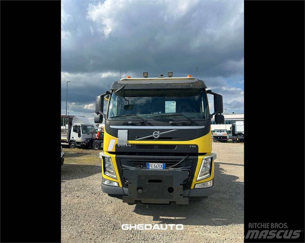 Volvo TRUCKS VOLVO Furgons