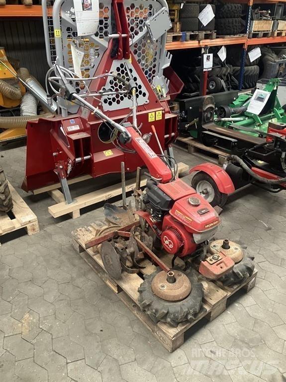 Honda F560 Kompaktie traktori