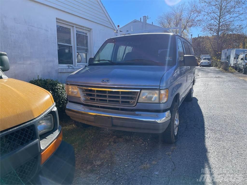 Ford E-250 Preču pārvadāšanas furgoni