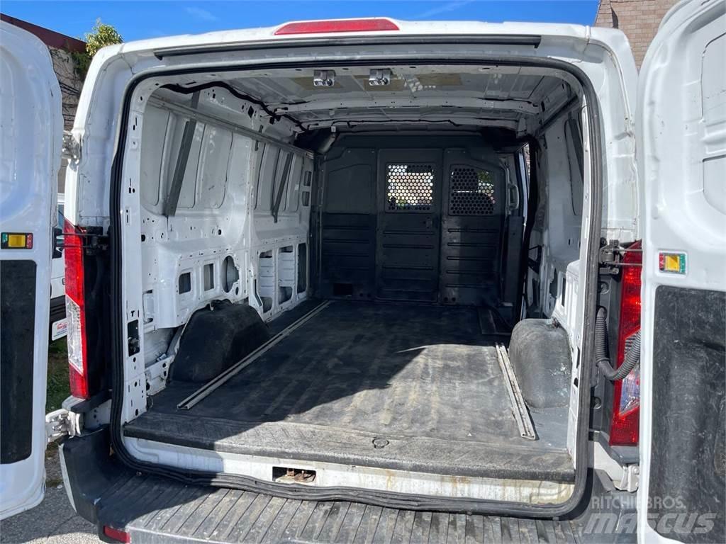Ford Transit Preču pārvadāšanas furgoni