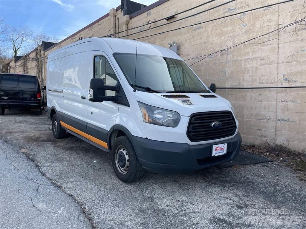 Ford Transit Preču pārvadāšanas furgoni