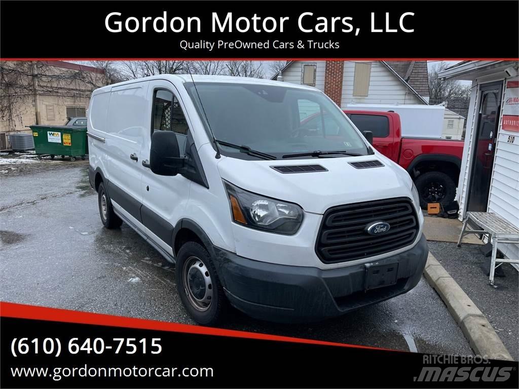 Ford Transit Furgons