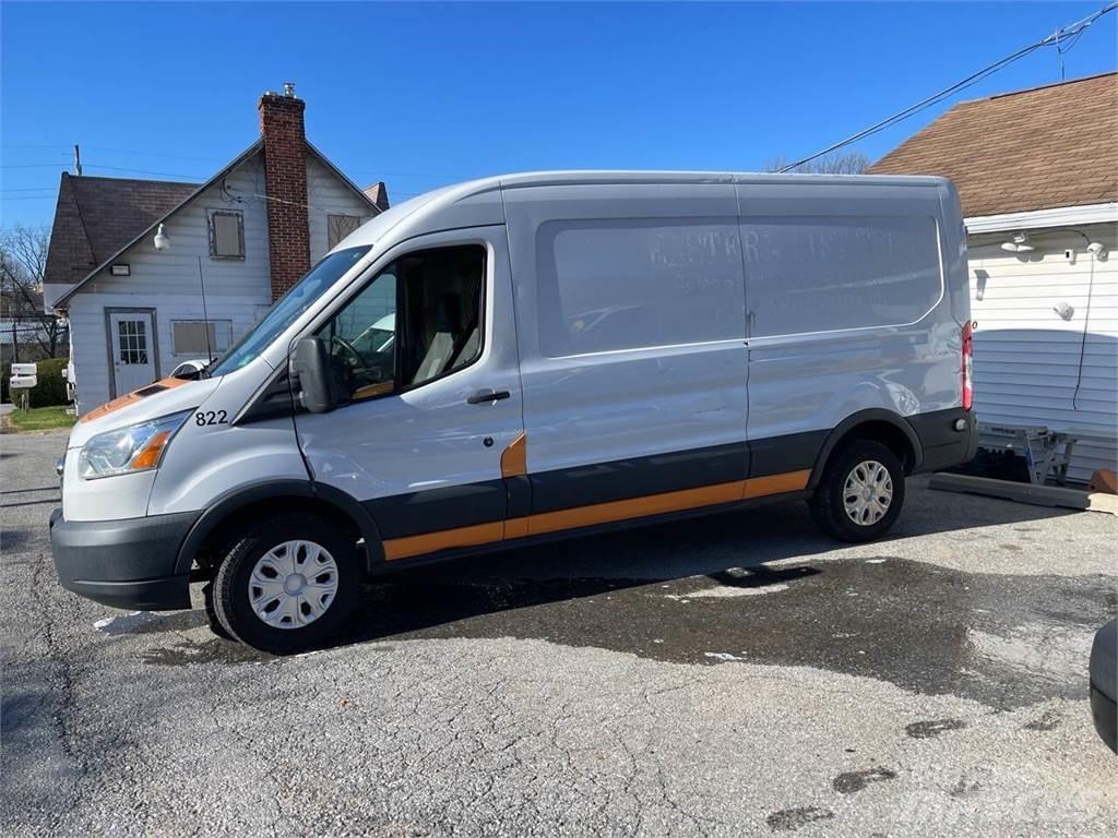Ford Transit Preču pārvadāšanas furgoni
