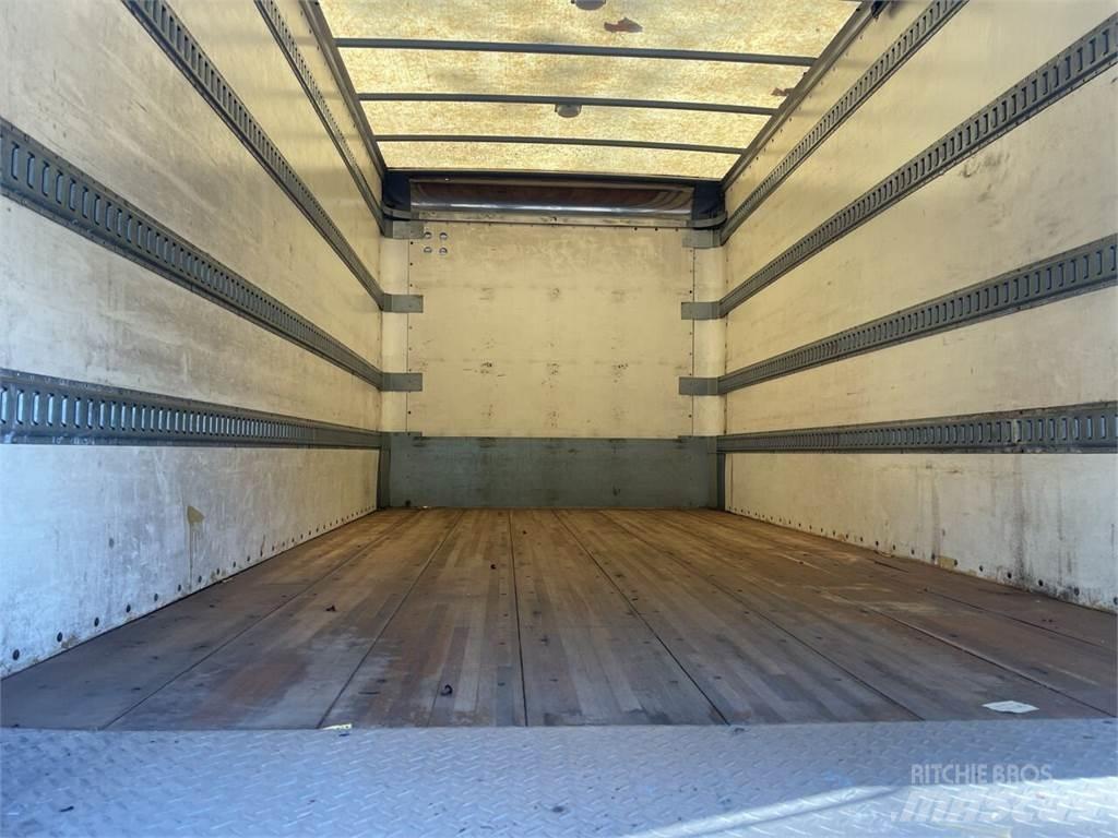 Isuzu NRR Furgons
