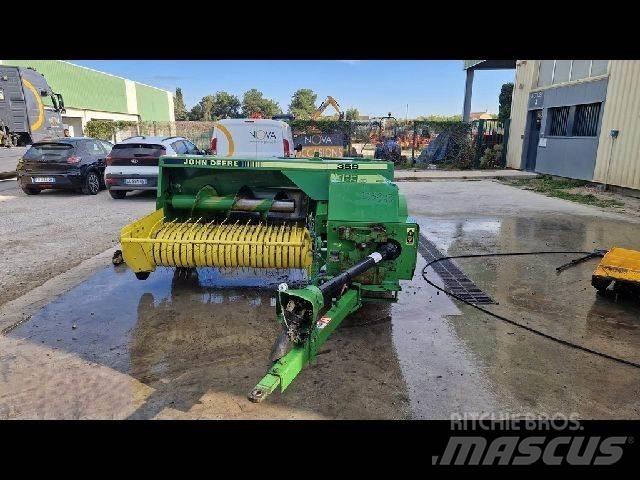John Deere 359 Ķīpu preses