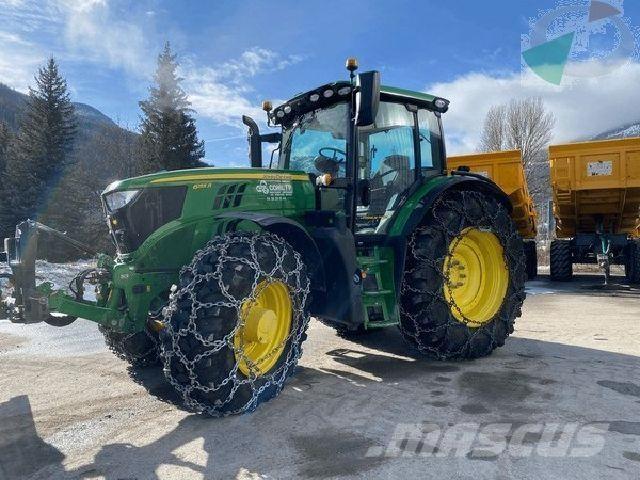 John Deere 6155R Traktori