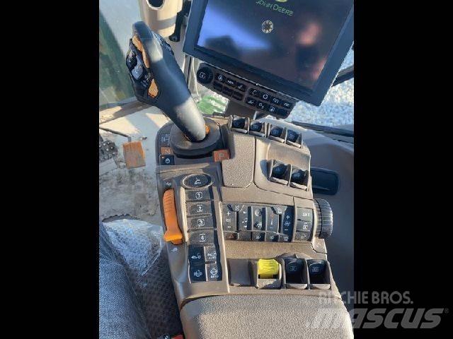 John Deere 6R120 Traktori