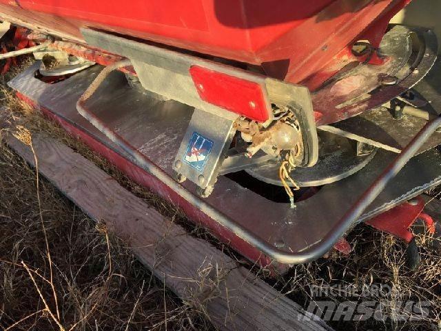 Kuhn GLB 1400 Minerālmēslu izkliedētāji