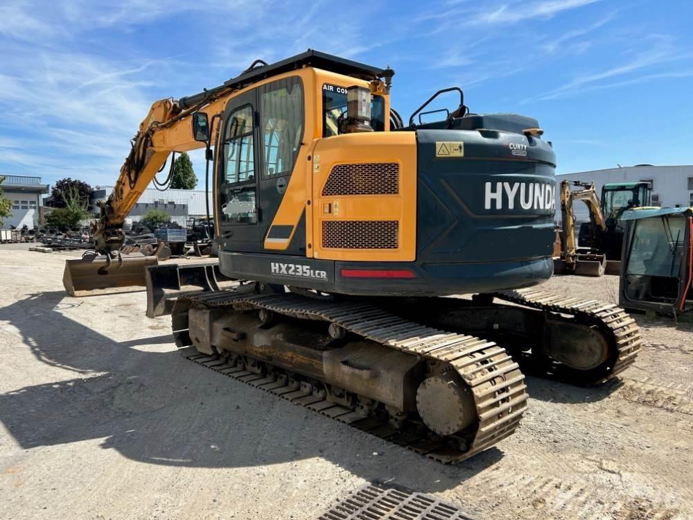 Hyundai HX235LCR Kāpurķēžu ekskavatori