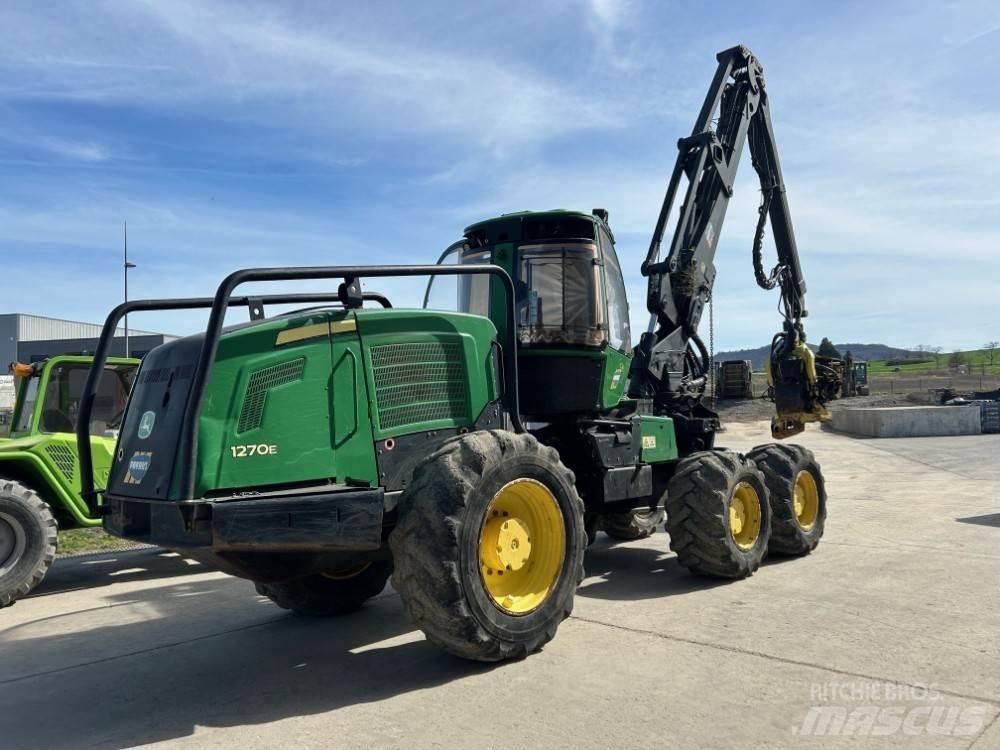 John Deere 1270E Zaru savācēji