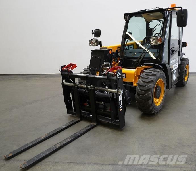 JCB 514-40 Teleskopiskie manipulatori