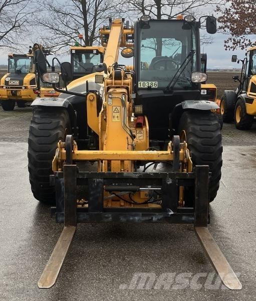 JCB 535-95 Teleskopiskie manipulatori