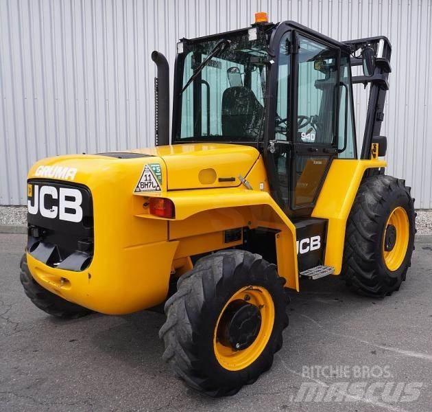 JCB 940-4 Apvidus autokrāvējs