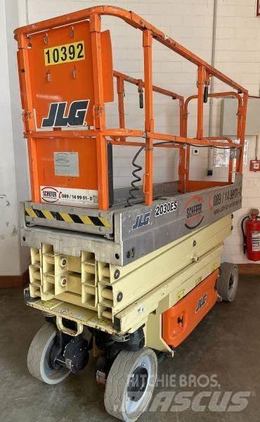 JLG 2030ES Strēles pacēlāji