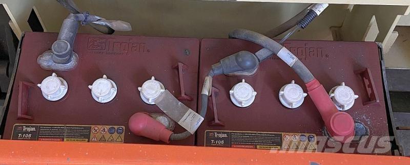 JLG 2030ES Strēles pacēlāji