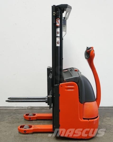 Linde L 10 379 Pašgājēji krautnētāji