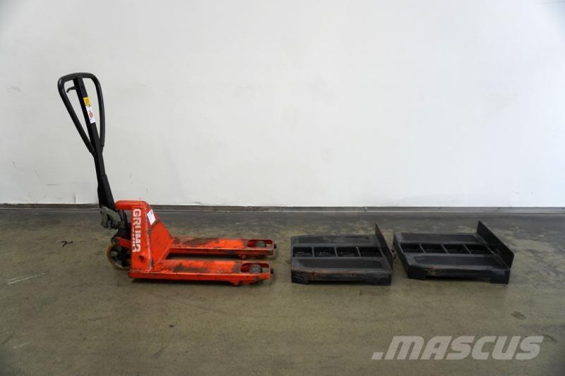 Linde M 23 Rati palešu pārvadāšanai