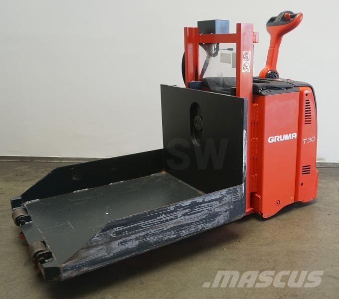 Linde T 30 131 Zemie palešu pacēlāji