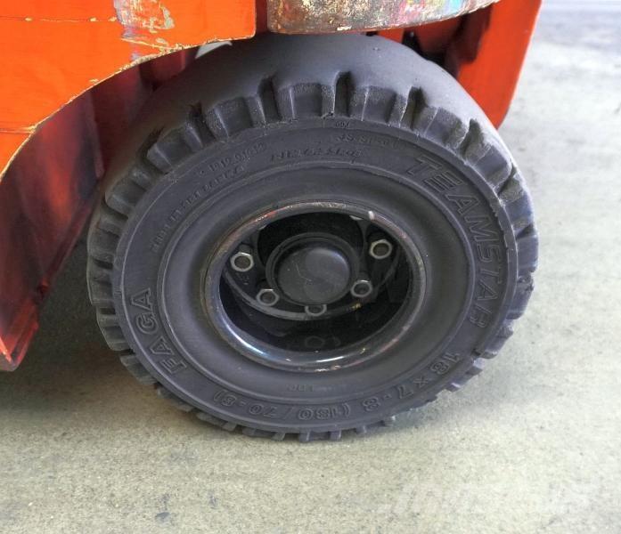 Toyota 8FBMT25 Elektriskie iekrāvēji