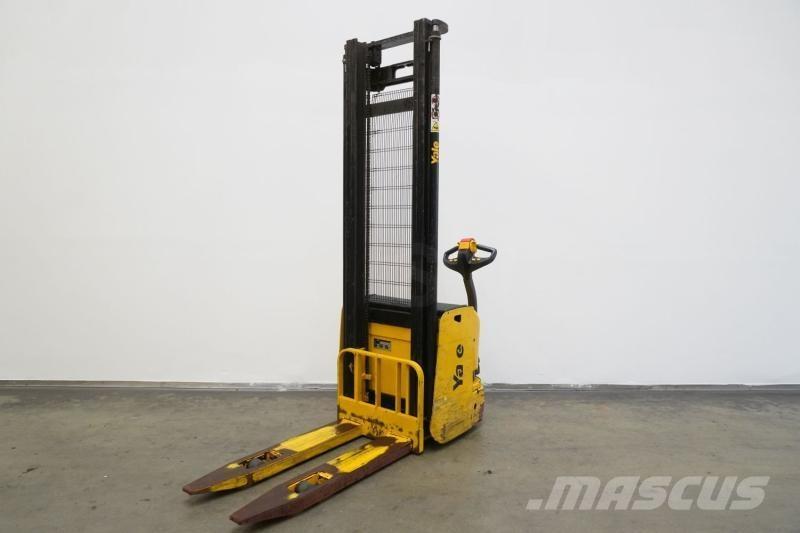 Yale MS12AC Pašgājēji krautnētāji