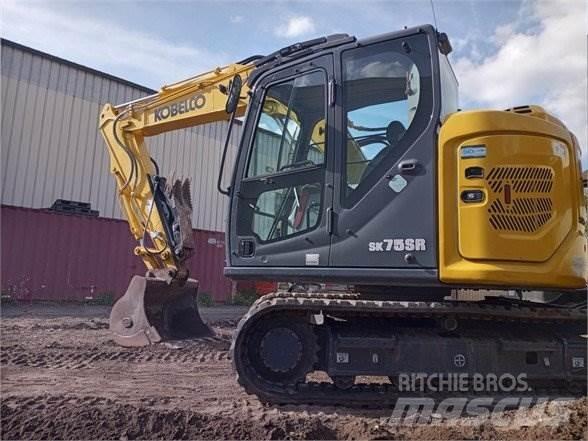 Kobelco SK75SR-7 Kāpurķēžu ekskavatori