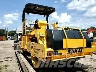 Sakai SW850ND II Vienvalča grunts veltņi
