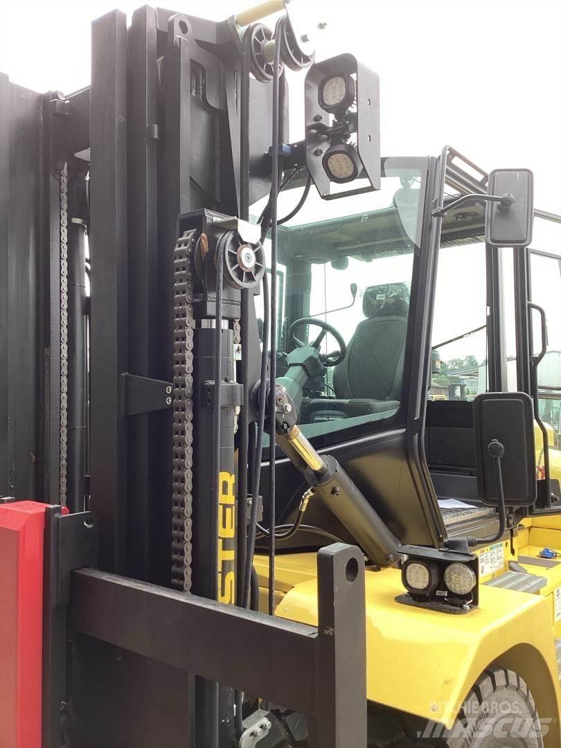 Hyster H12XD6 Tehnika ar dīzeļa dzinēju