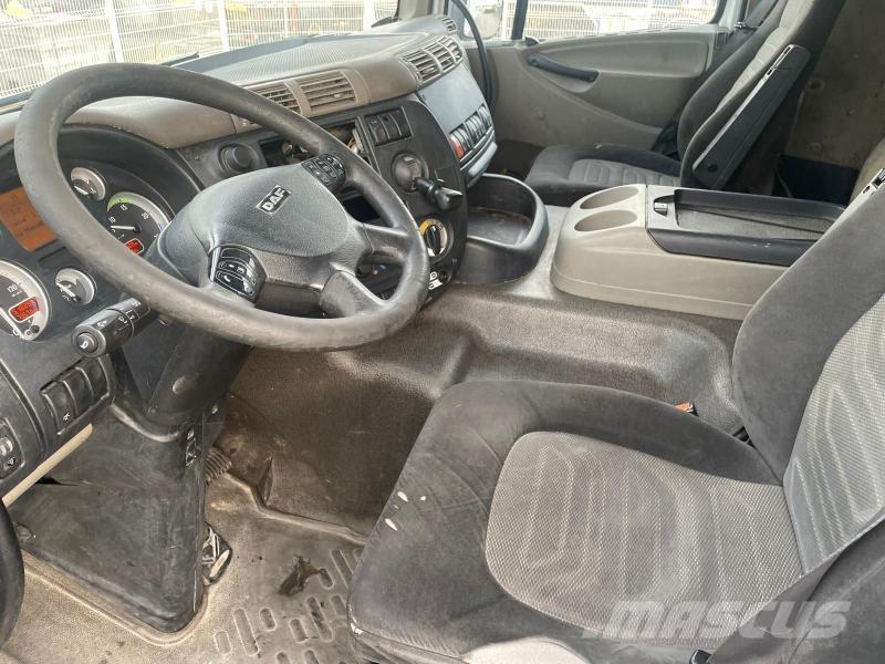 DAF CF75 310 Platformas/izkraušana no sāniem