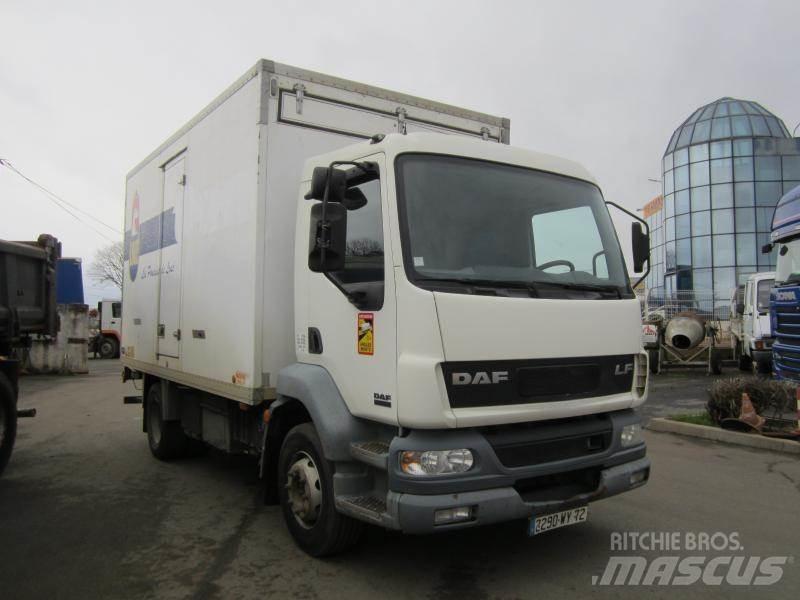DAF LF 220 Dzīvnieku pārvadāšanas transports
