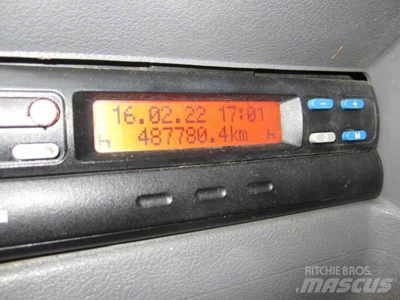 DAF LF 220 Dzīvnieku pārvadāšanas transports